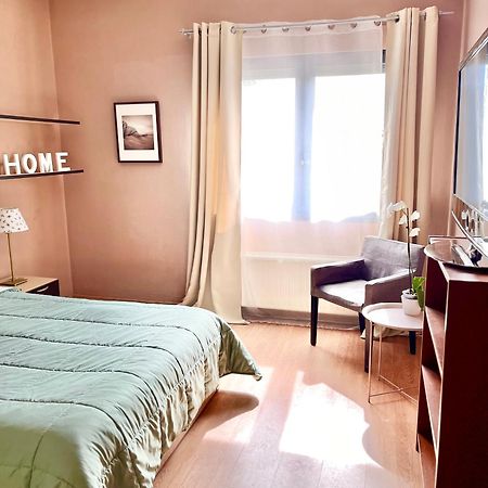 Crystal - Apartment With Garden & Parking Komotiní Ngoại thất bức ảnh