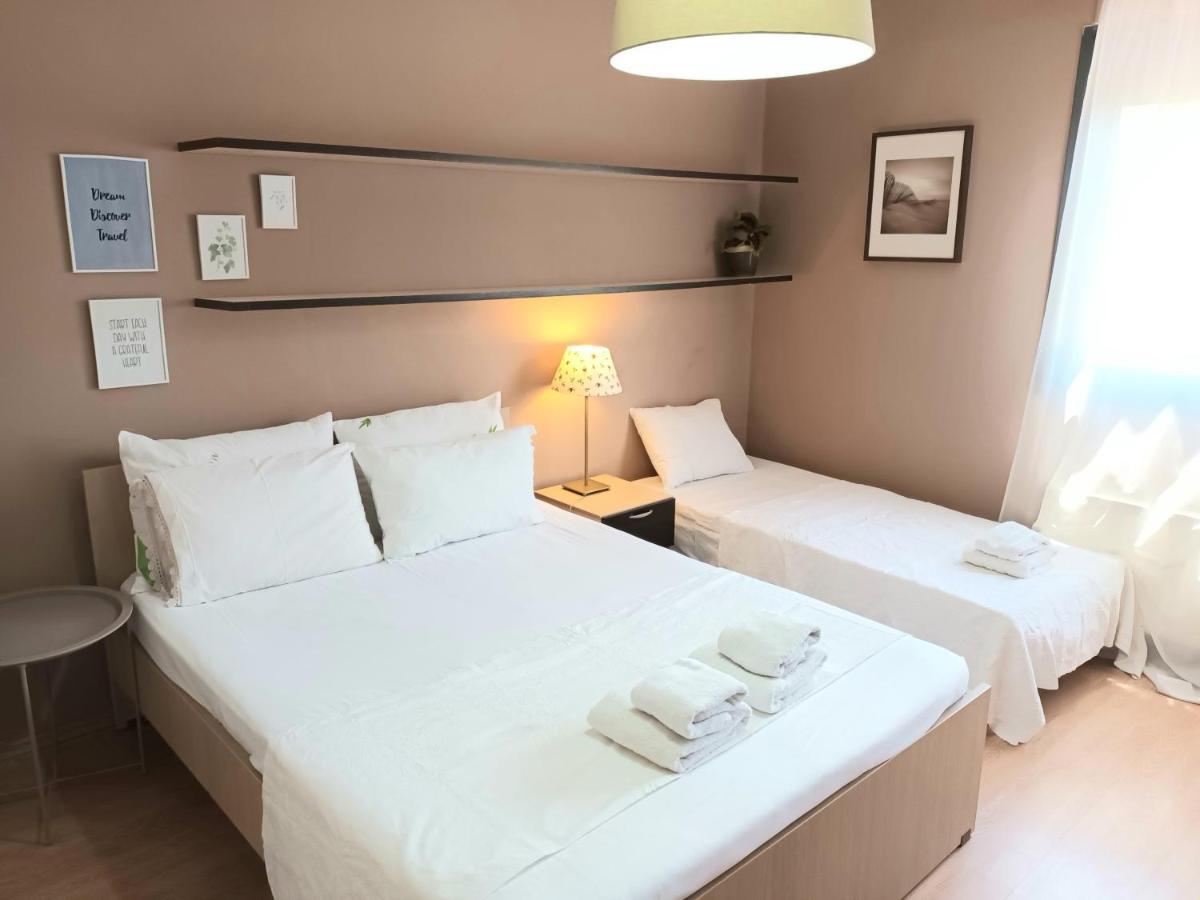 Crystal - Apartment With Garden & Parking Komotiní Ngoại thất bức ảnh